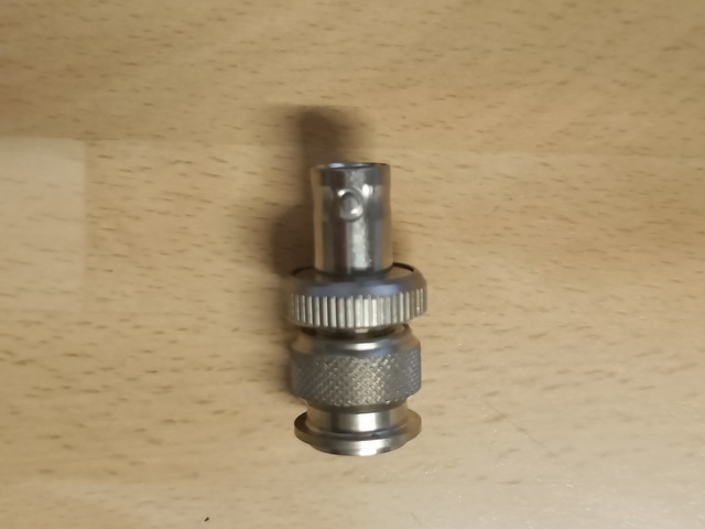 Adaptor<br>BNC plug to TNC 50ohm