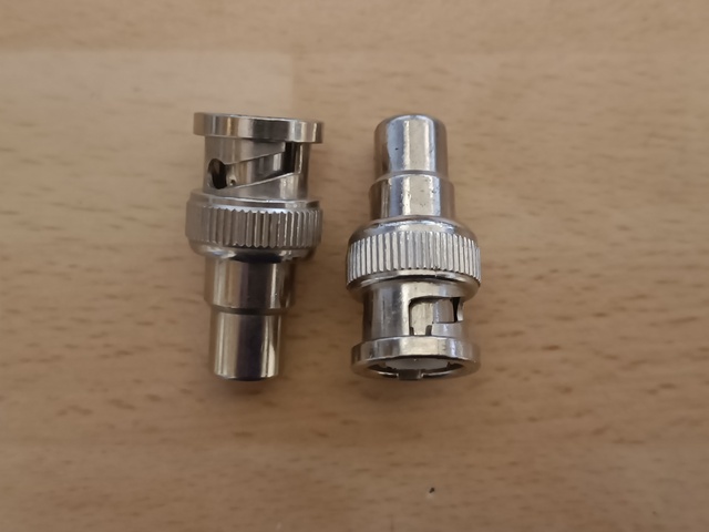 Adaptor<br>Phono to BNC