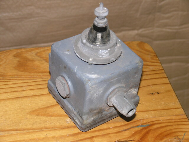 Aerial_roof_insulator=0524.jpg