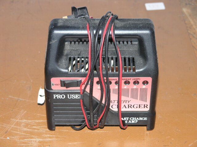 Battery Charger<br>6 or 12volt
