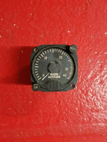 Meter_Radio_Altitude_ID14slashAPN1=0818.jpg