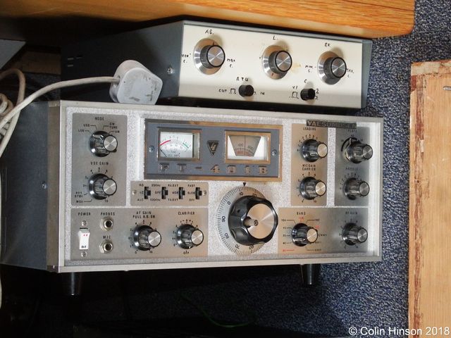 Transceiver_Yaesu_FT-401B=0271.jpg