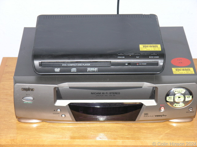 Consumer<br>DVD &-VHS players