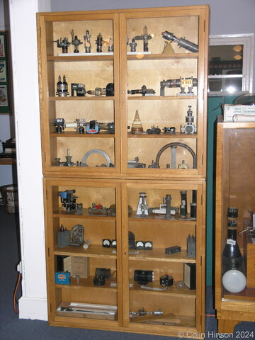 Display+cabinet=0364.jpg