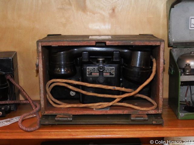 Telephone_Field_Type_F_(pre_WW2)=0022.jpg
