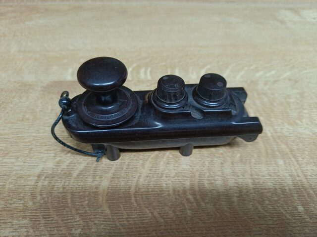 Bath Tub<br>Morse Key