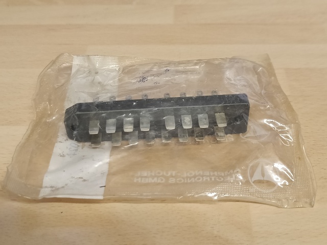 Amphenol<br>16way plug