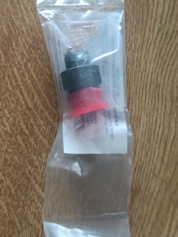 Amphenol<br>6way plug sealed