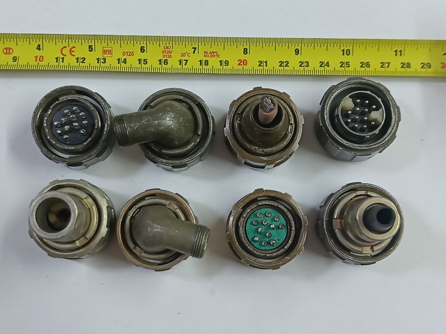 Plessey Mk7<br>12way plug