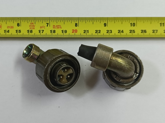 Plessey+Mk7_3way_plug=0208.jpg
