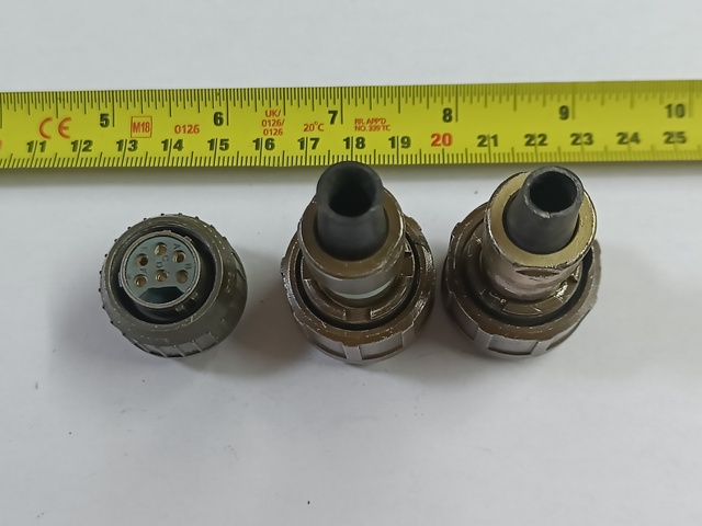 Plessey+Mk7_6way_socket=0205.jpg