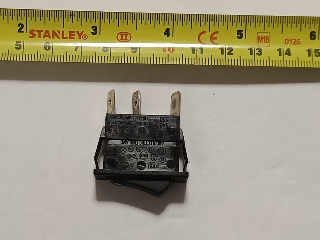 Switch<br>250V SPST 12V LED