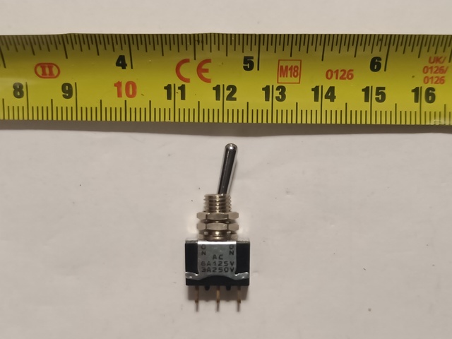 Switch_AC250V_toggle_SPDT=0157.jpg